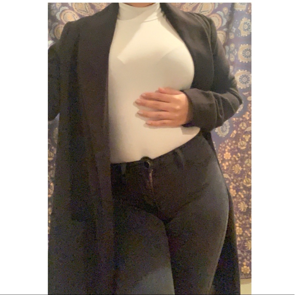 LONG BLACK BEAUTIFUL COAT